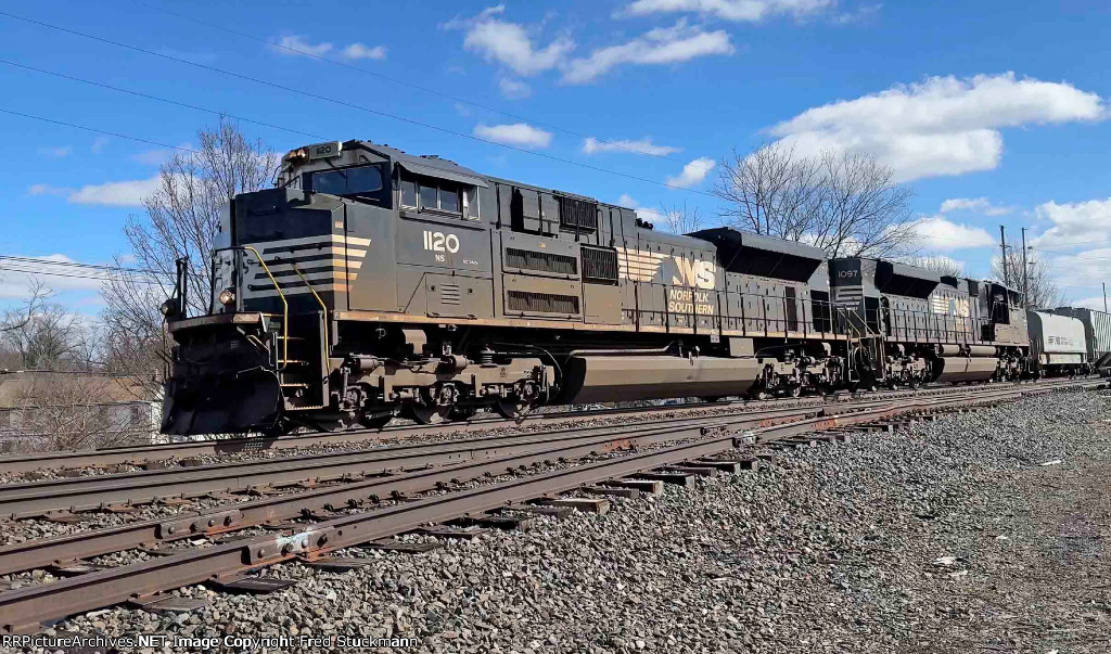 NS 1120 leads 17N.